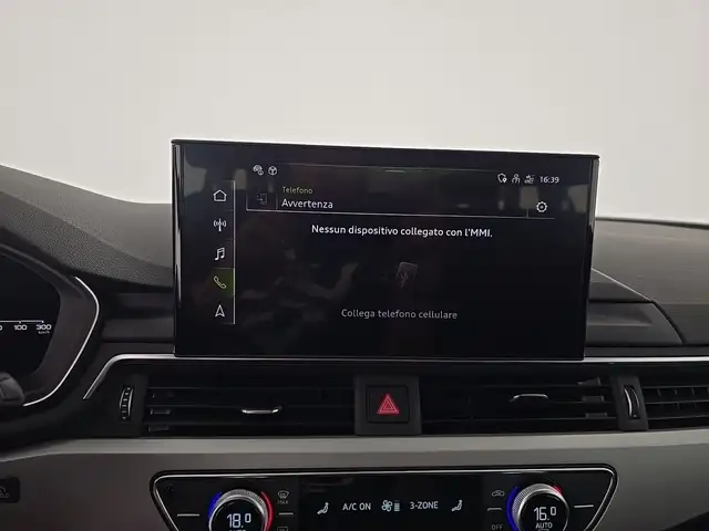 Audi A4 Avant view 15