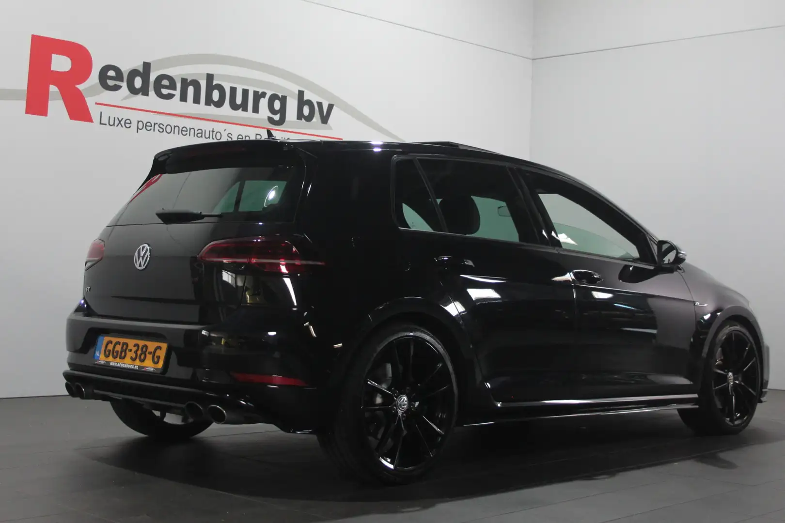 Volkswagen Golf 2.0 TSI 4Motion R - Pano - Carplay - Dynaudio - La Noir - 2