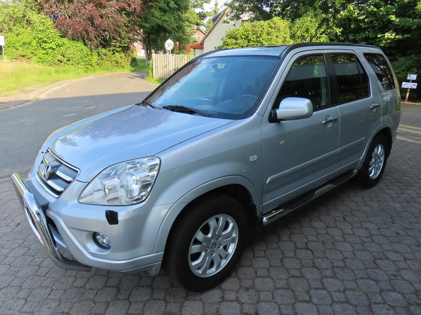Honda CR-V 2.2i CTDi Executive *nur 79 TKM*1.Hand*Leder*eSD* Silber - 2