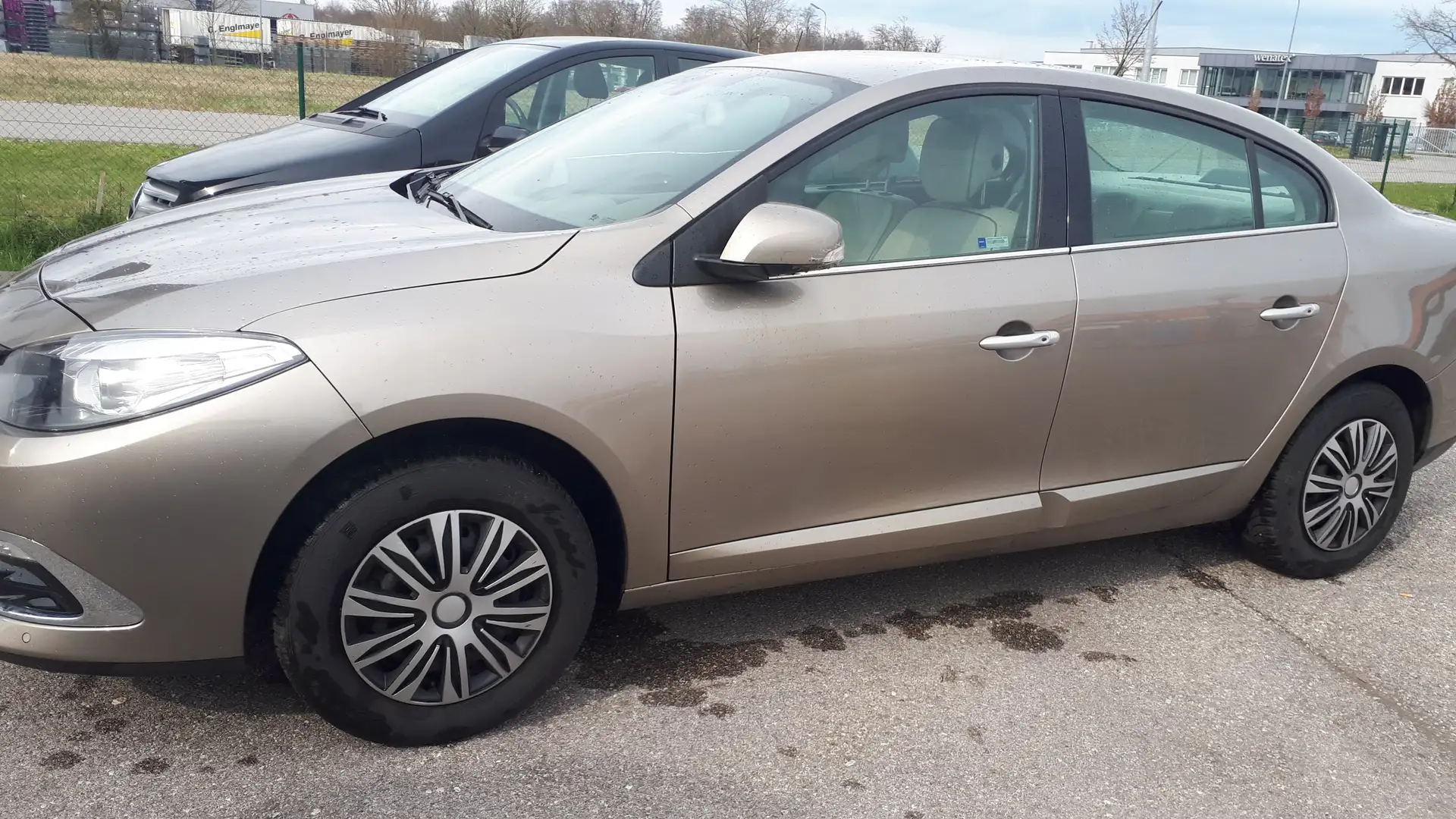 Renault Fluence Sportway Brązowy - 2