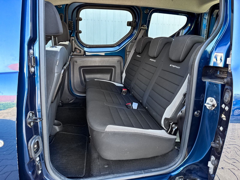 Dacia Dokker Stepway NAVI|KAMERA|SHZ|PDC|TEMPO|1.HAND — photo 7