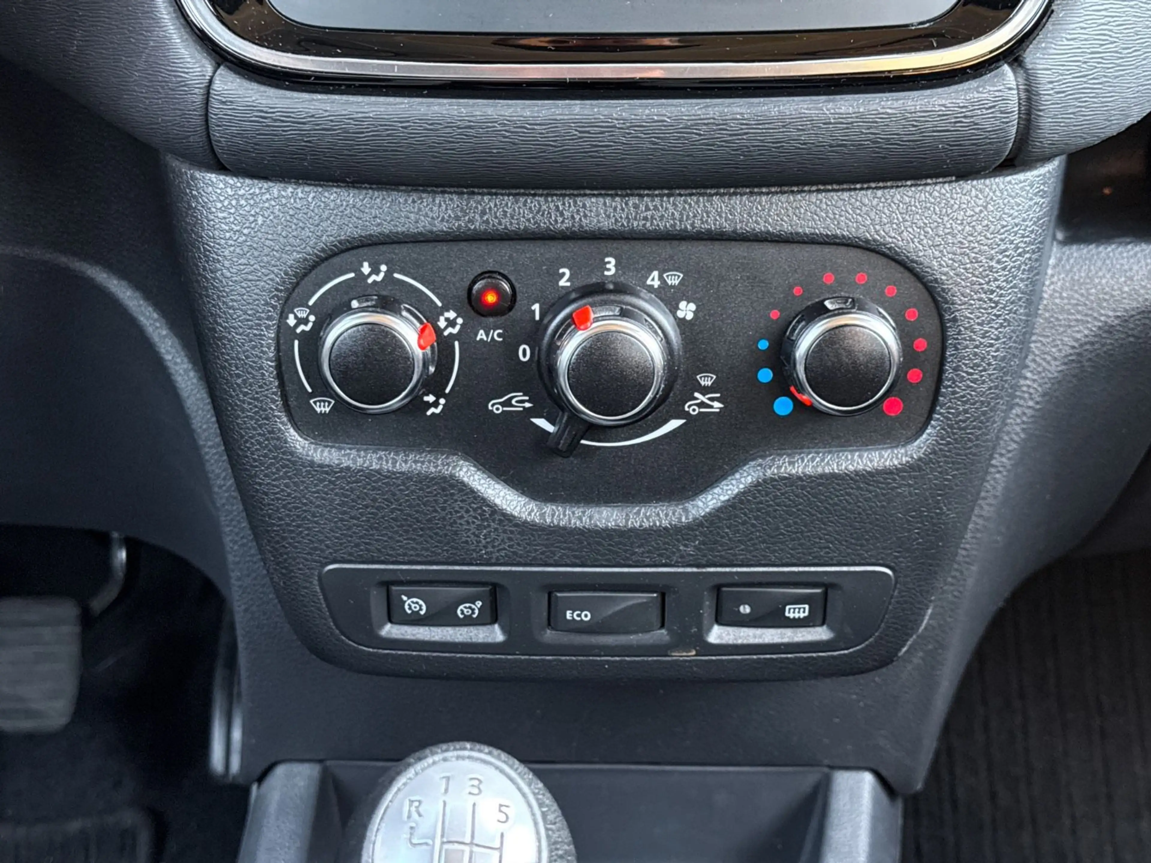 Dacia Dokker Stepway NAVI|KAMERA|SHZ|PDC|TEMPO|1.HAND — photo 12