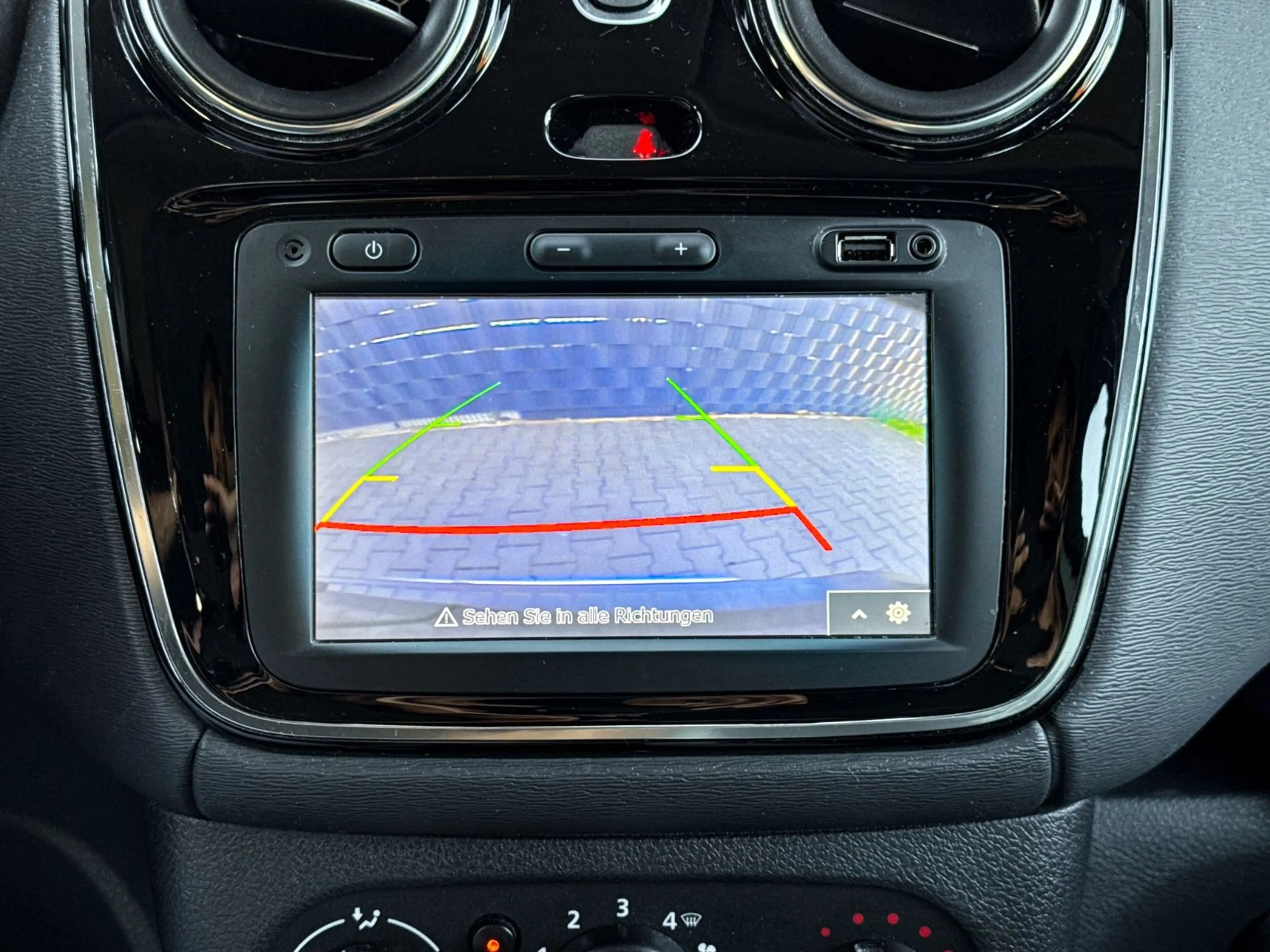 Dacia Dokker Stepway NAVI|KAMERA|SHZ|PDC|TEMPO|1.HAND — photo 11