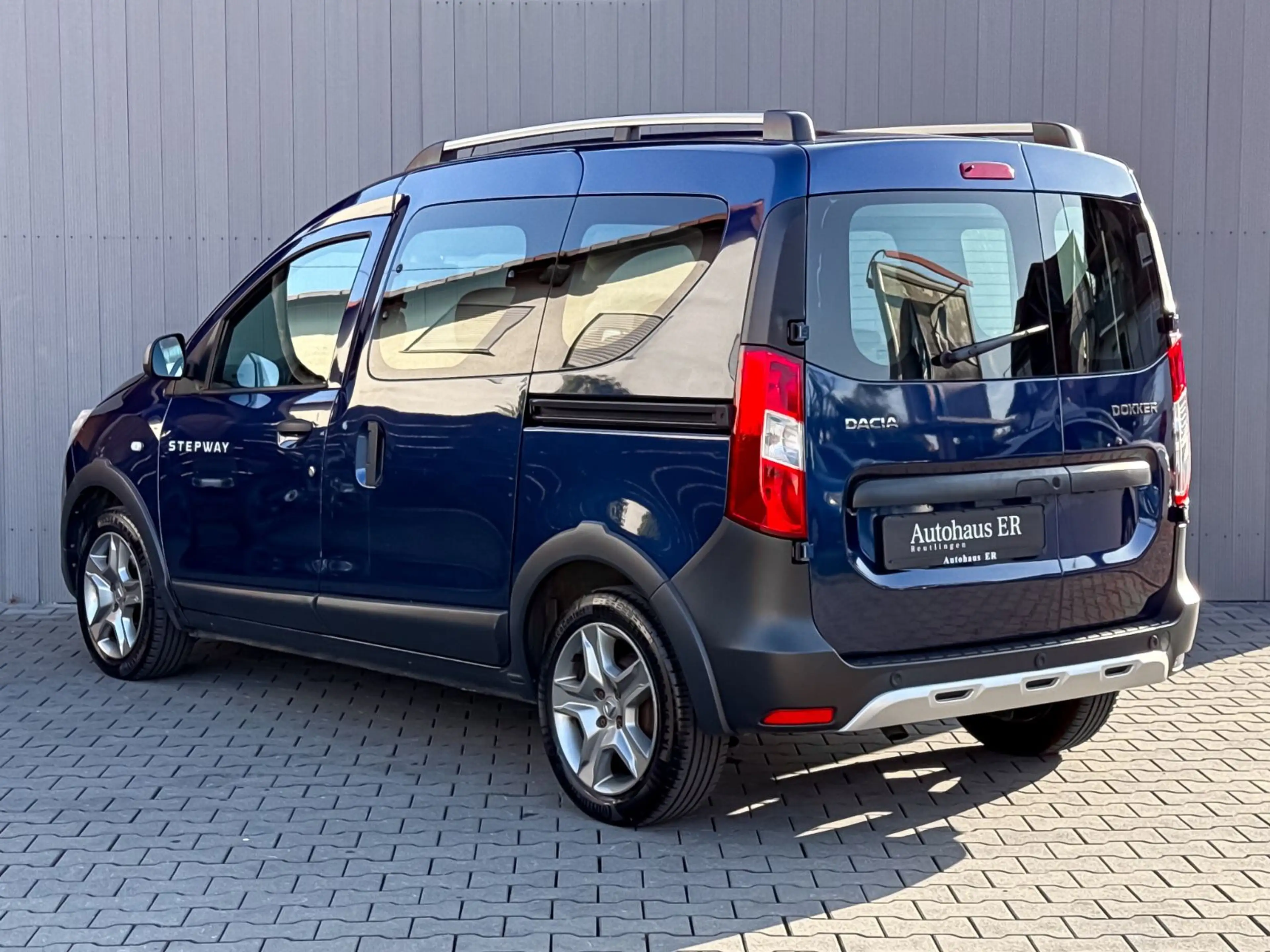 Dacia Dokker Stepway NAVI|KAMERA|SHZ|PDC|TEMPO|1.HAND — photo 4
