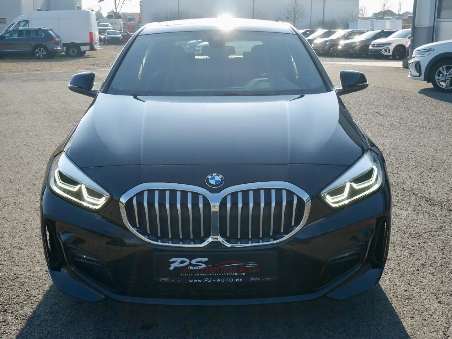 BMW 120 d "M Sport"Panoramadach+beh.Lenkrad+DAB+Navi Schwarz - 2