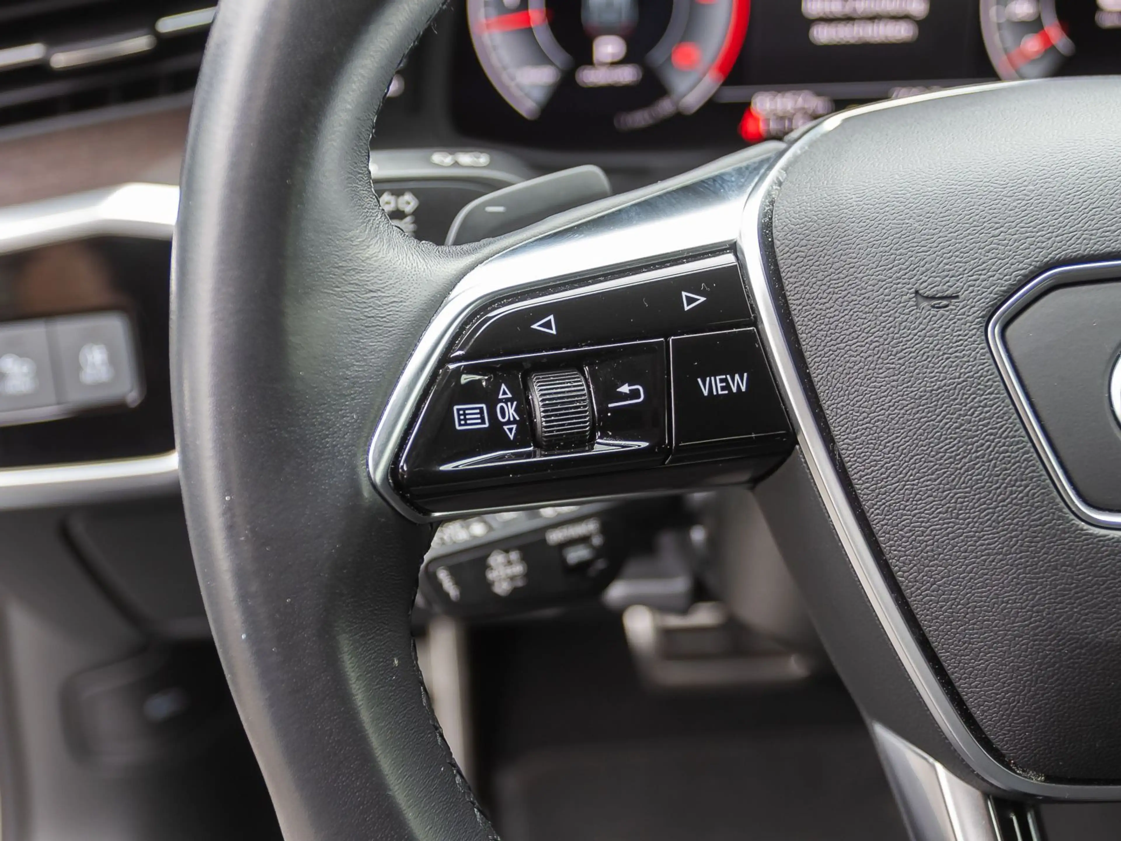 Audi A6 allroad 55TDI Navi Matrix HuD Luftfed — photo 16