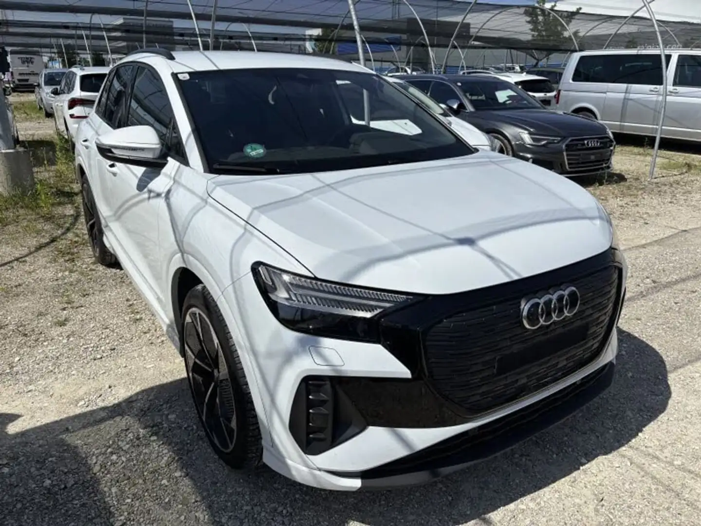 Audi Q4 e-tron Q4 50 e-tron quattro 220kW *Matrix LED/21 Zoll/... Weiß - 2