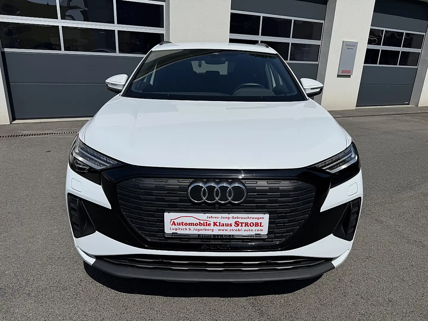 Audi Q4 e-tron Q4 50 e-tron quattro 220kW *el. AHK/Matrix LED/... Weiß - 2