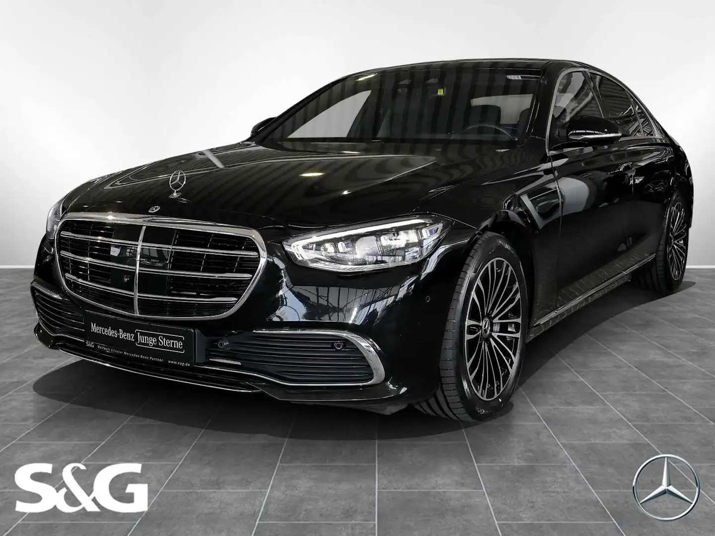 Mercedes-Benz S 400 d 4MATIC AHK+PANORAMA+DISTRONIC+360°+19" Noir - 1