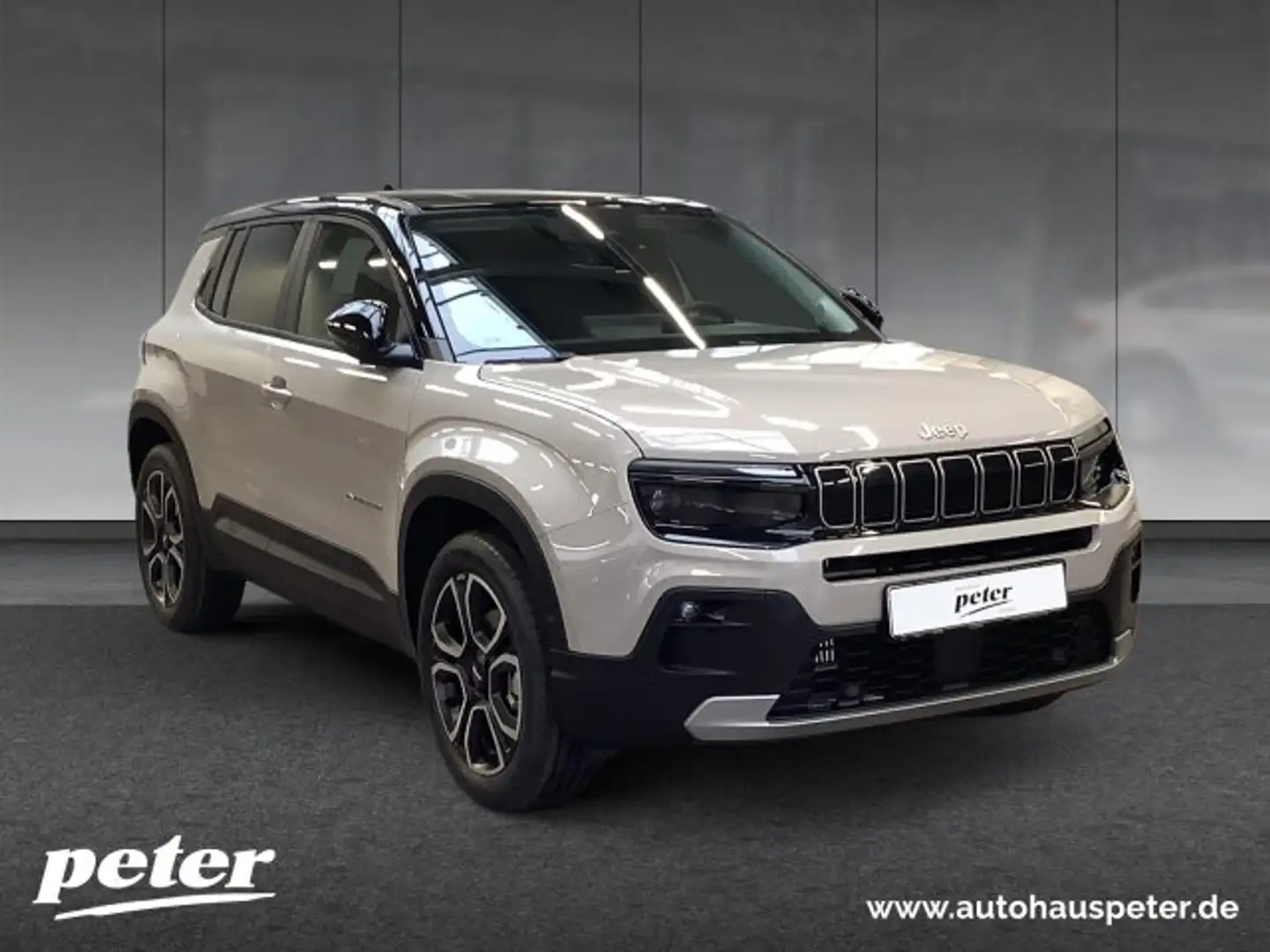 Jeep Avenger Avenger e-Hybrid MY24 Summit 1.2l T3 48V FWD 81kW Grau - 2