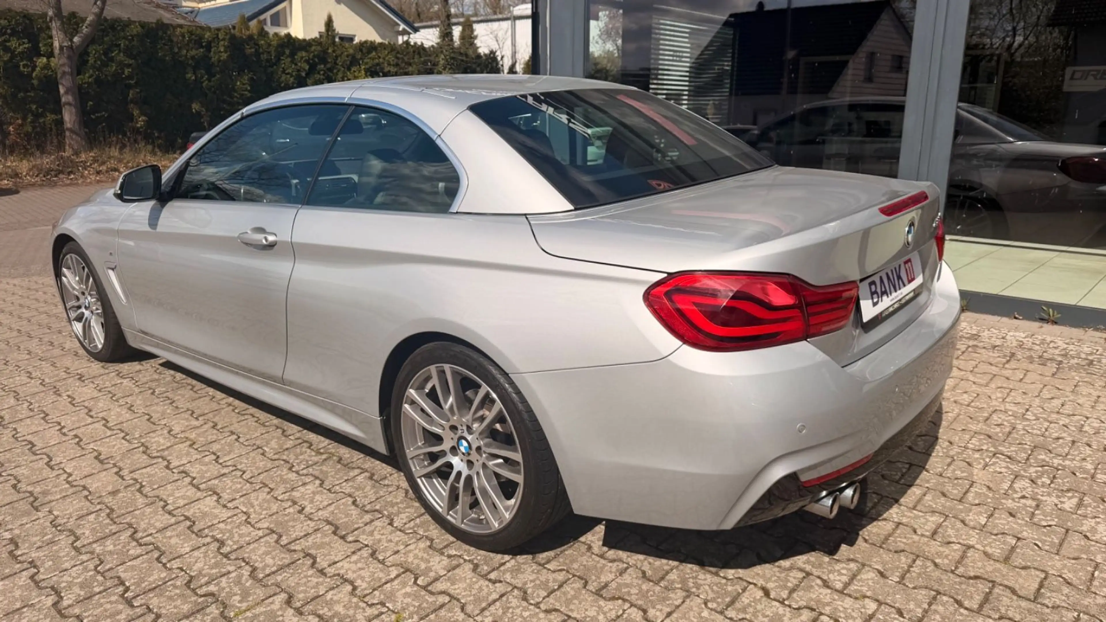 BMW 420 d Cabrio M Sport — photo 5
