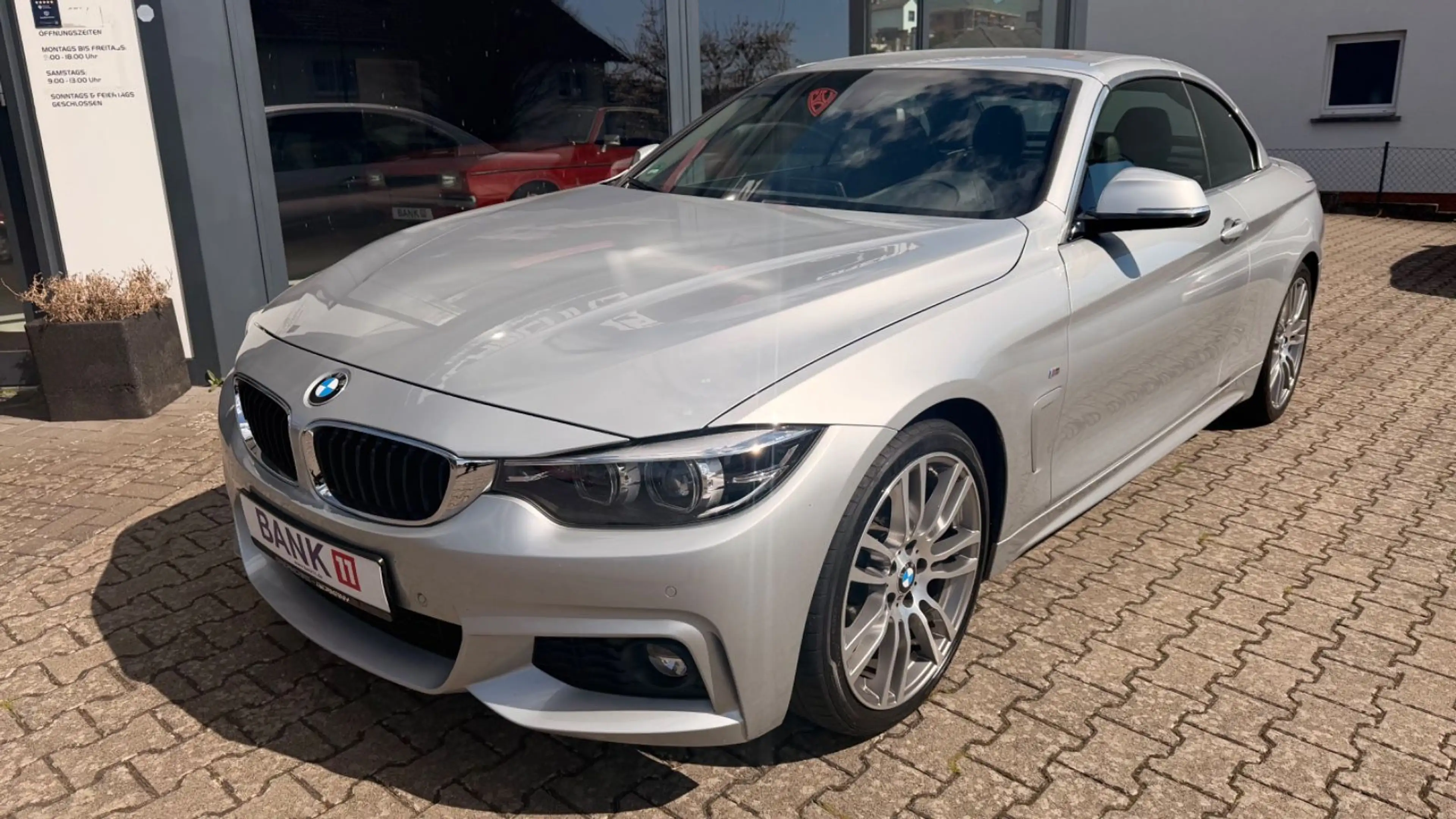 BMW 420 d Cabrio M Sport — photo 2