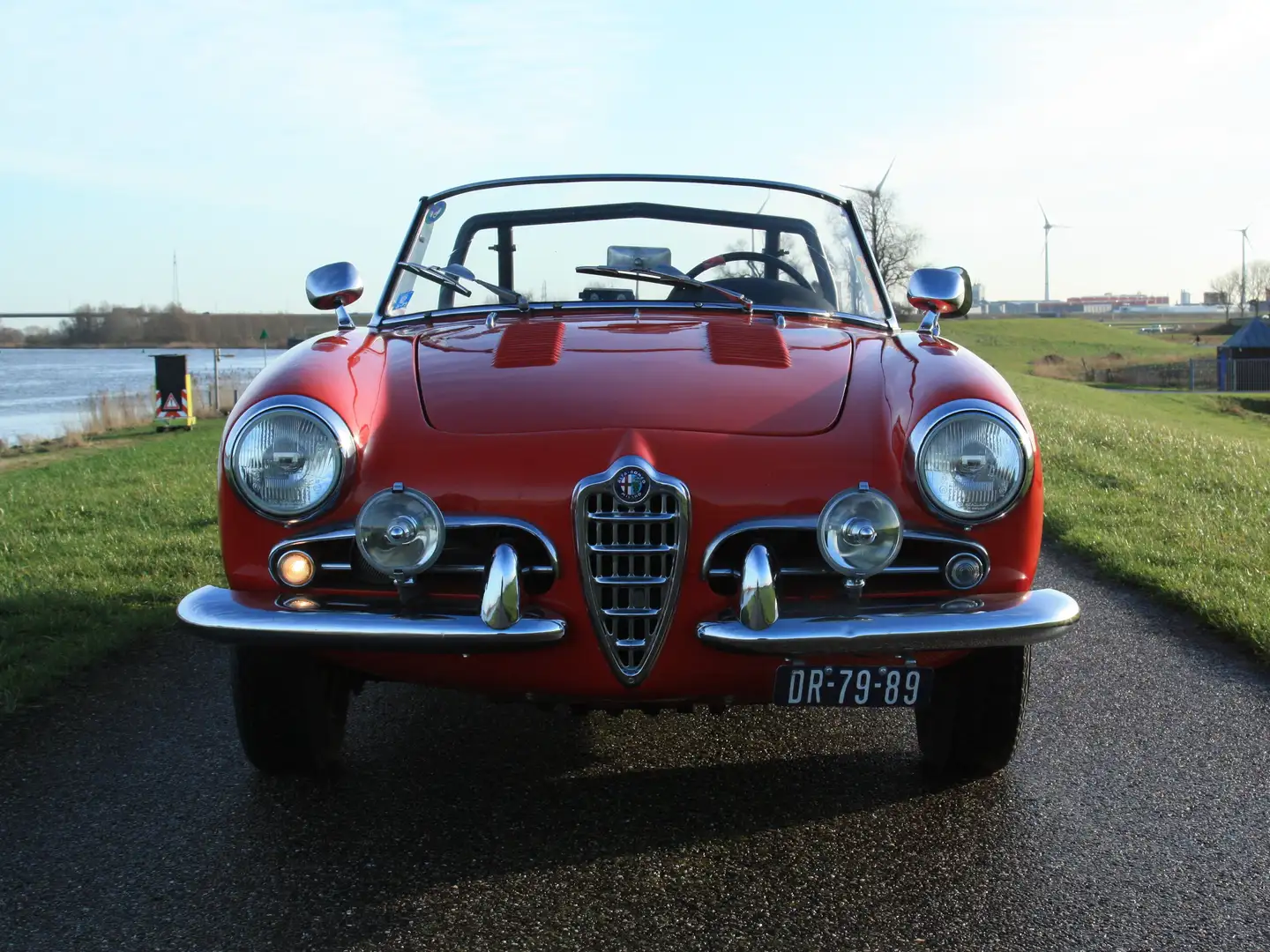 Alfa Romeo Giulietta 1300 Spider Roşu - 1