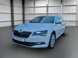 Skoda Superb Combi Premium Edition 4x4 MEGA AUSSTATTUN