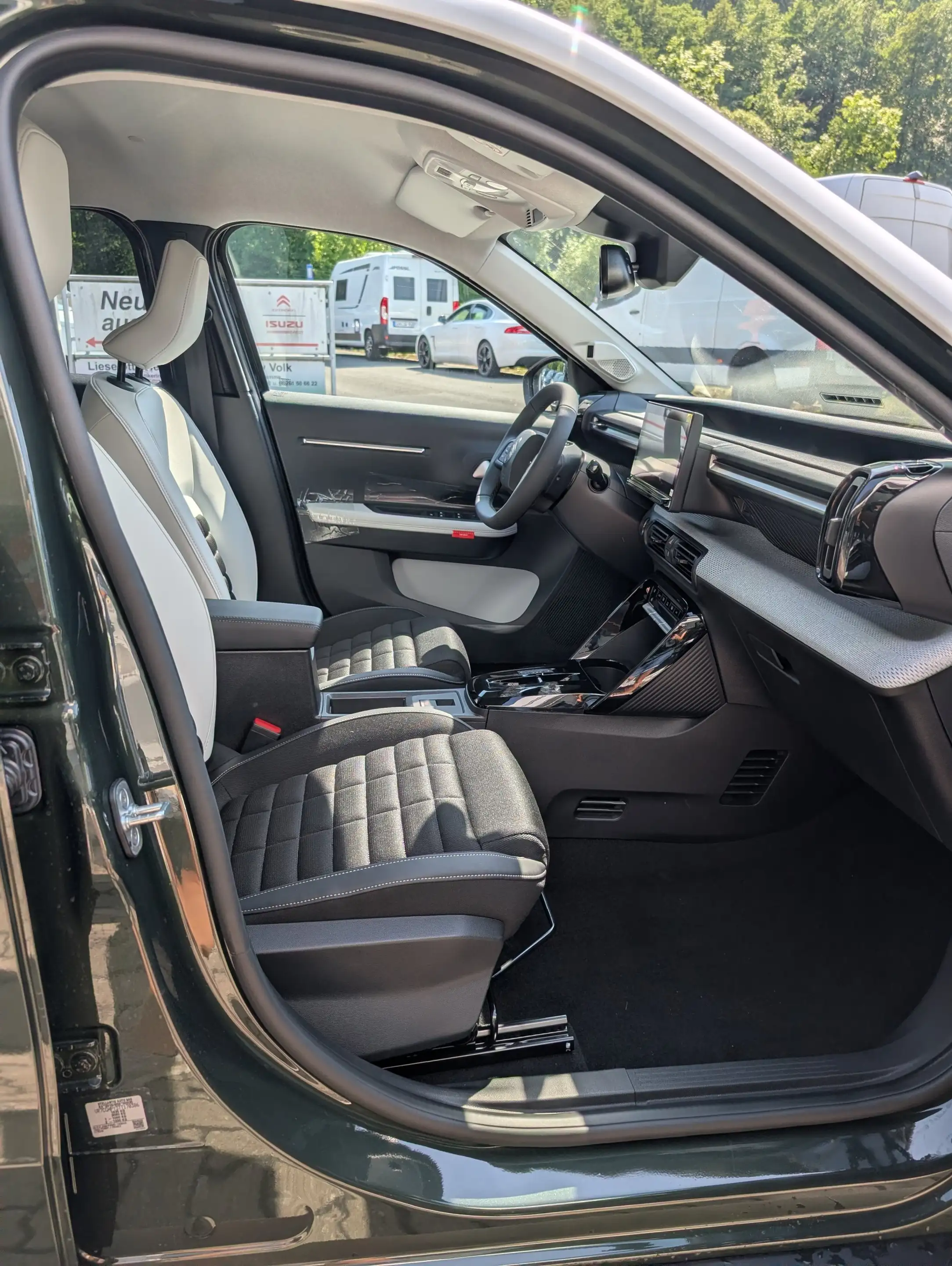 Citroen C3 Aircross Hybrid 145 MAX *Winter Paket*Ganzjahresreifen* — photo 11