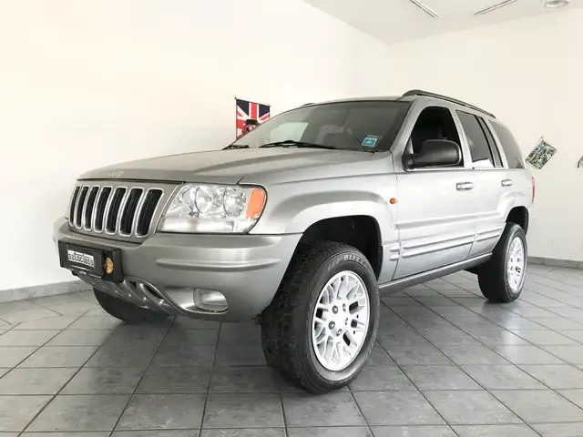 Jeep Grand Cherokee 4.7 V8 Limited Auto Quadra Drive II - 223CV
