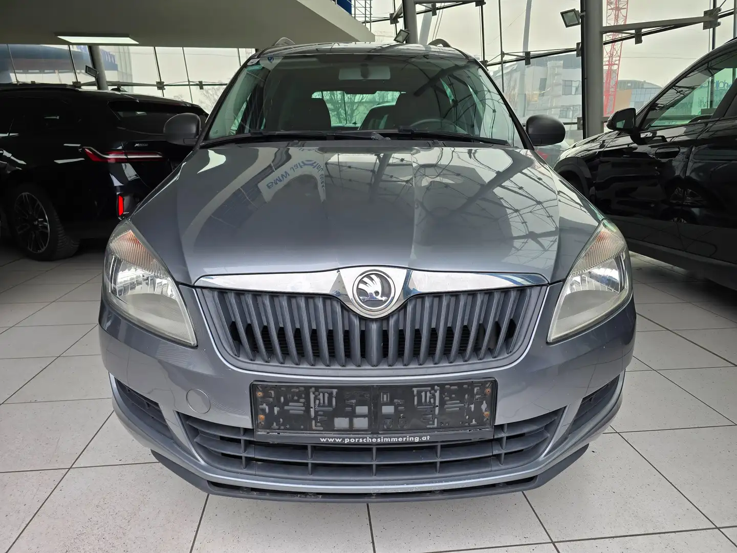 Skoda Roomster 1,2 TSI Steuerkette neu/ Ganzjahresreifen neu Grau - 2