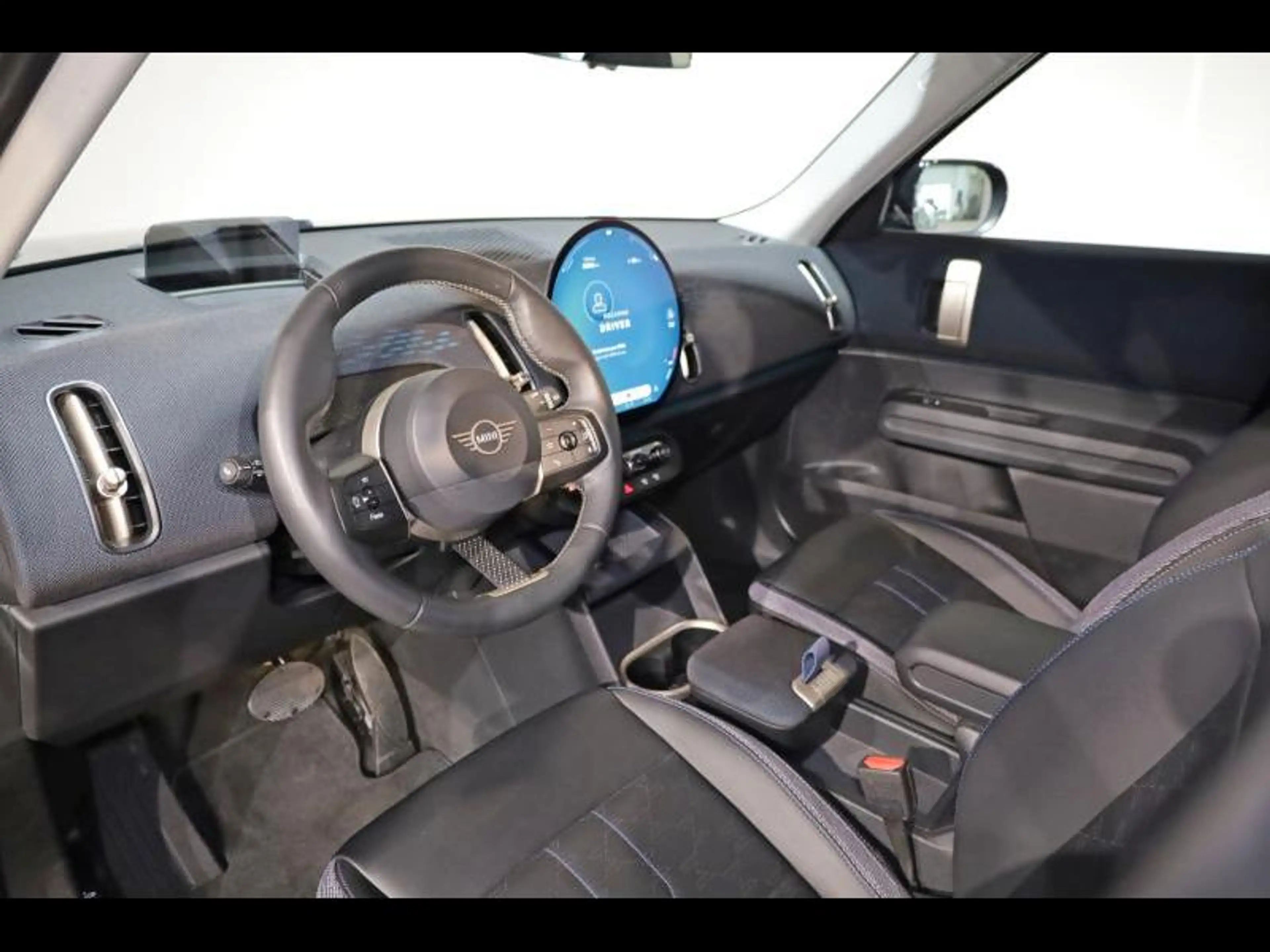 MINI Countryman C — photo 6