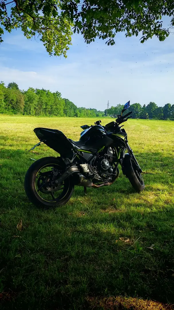 Kawasaki Z 650 depotenziata per patente A2 Nero - 1