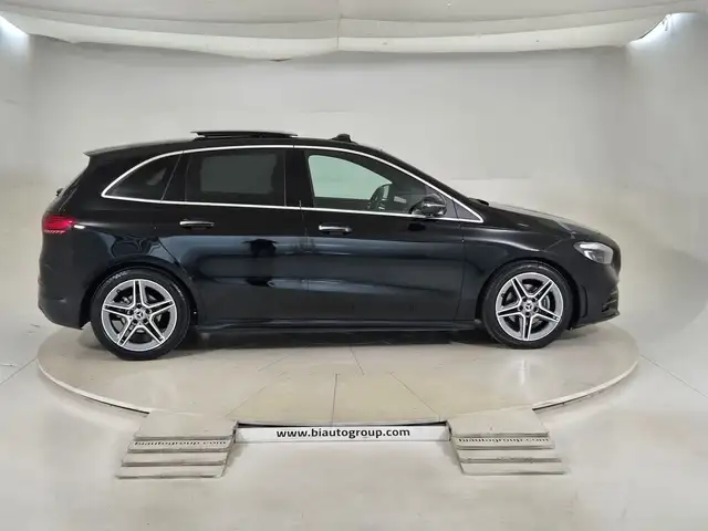 Mercedes-Benz B-Class view 5
