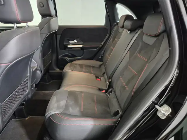 Mercedes-Benz B-Class view 7