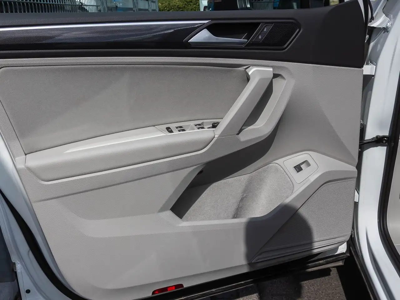 Volkswagen Tiguan 1.5 TSI DSG Elegance, Panoramadach, LED-M, миниатюра 11