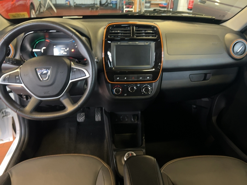 Dacia Spring Electric Comfort Plus — photo 11