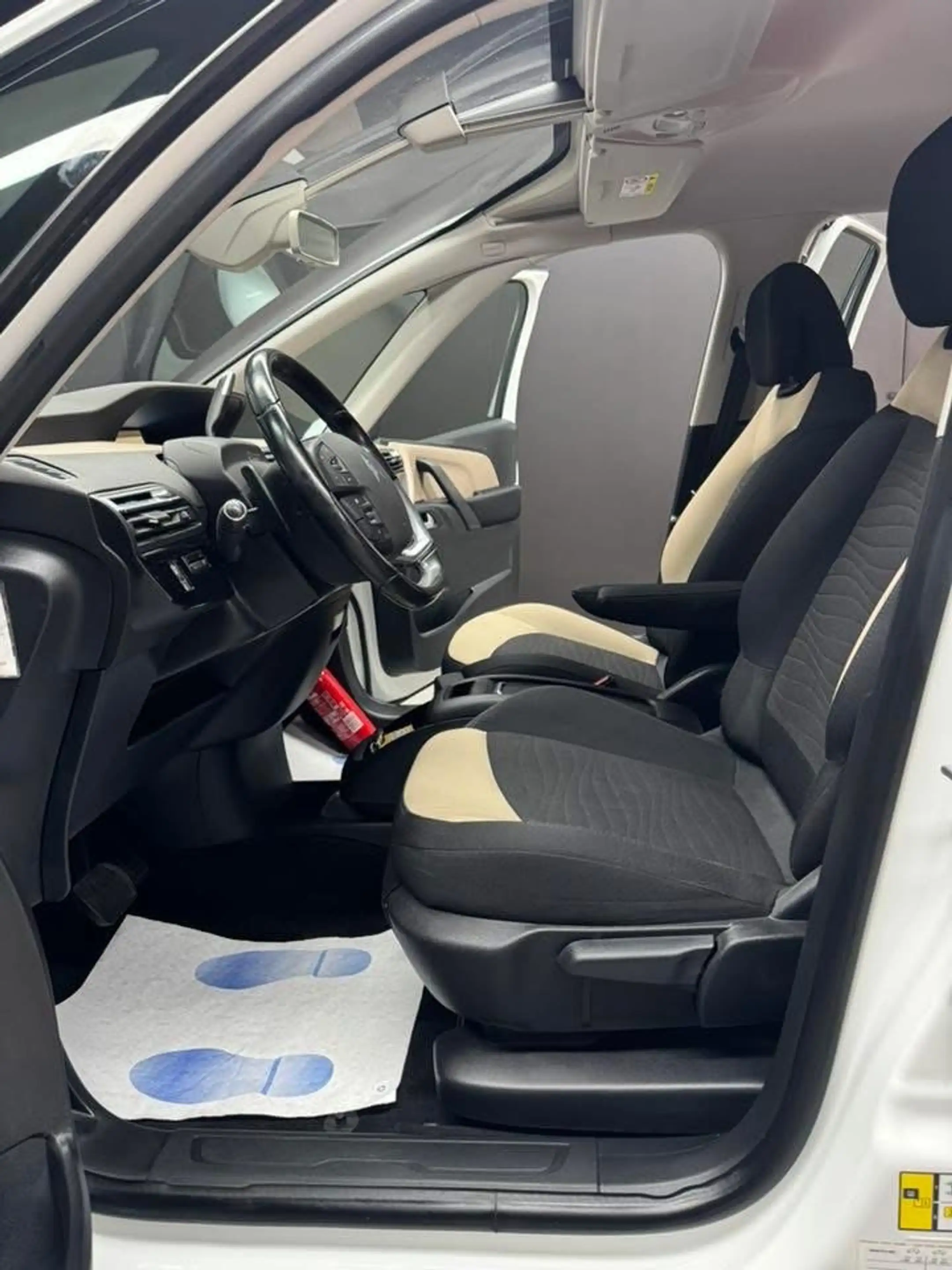 Citroen C4 Picasso C4 Picasso 1.6 THP **12 mois de garantie** — photo 7