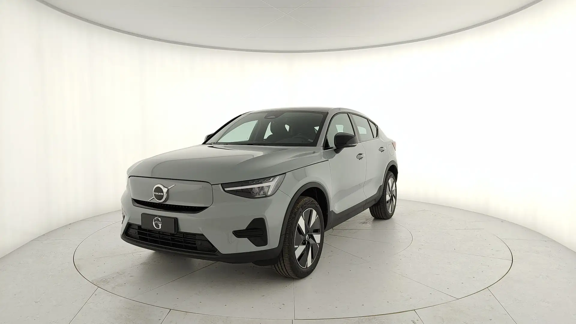 Volvo EC40 Core Single Motor Extended Range Grijs - 1