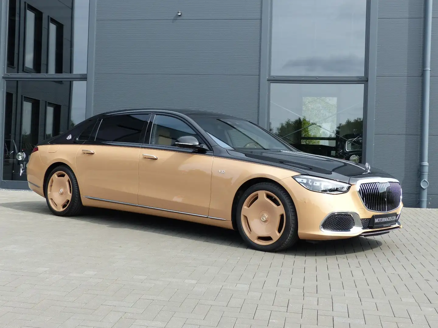 Maybach Maybach S 680 4Matic*Virgil Abloh* Schwarz - 2