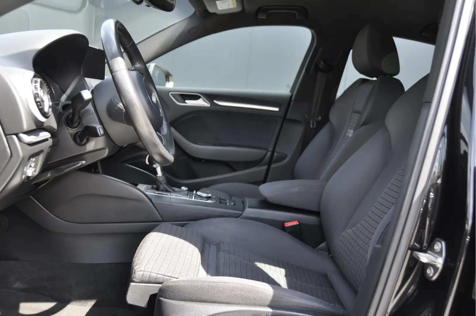 Audi A3 Limousine 1.4 TFSI CoD Ambition Pro Line Plus Noir - 2