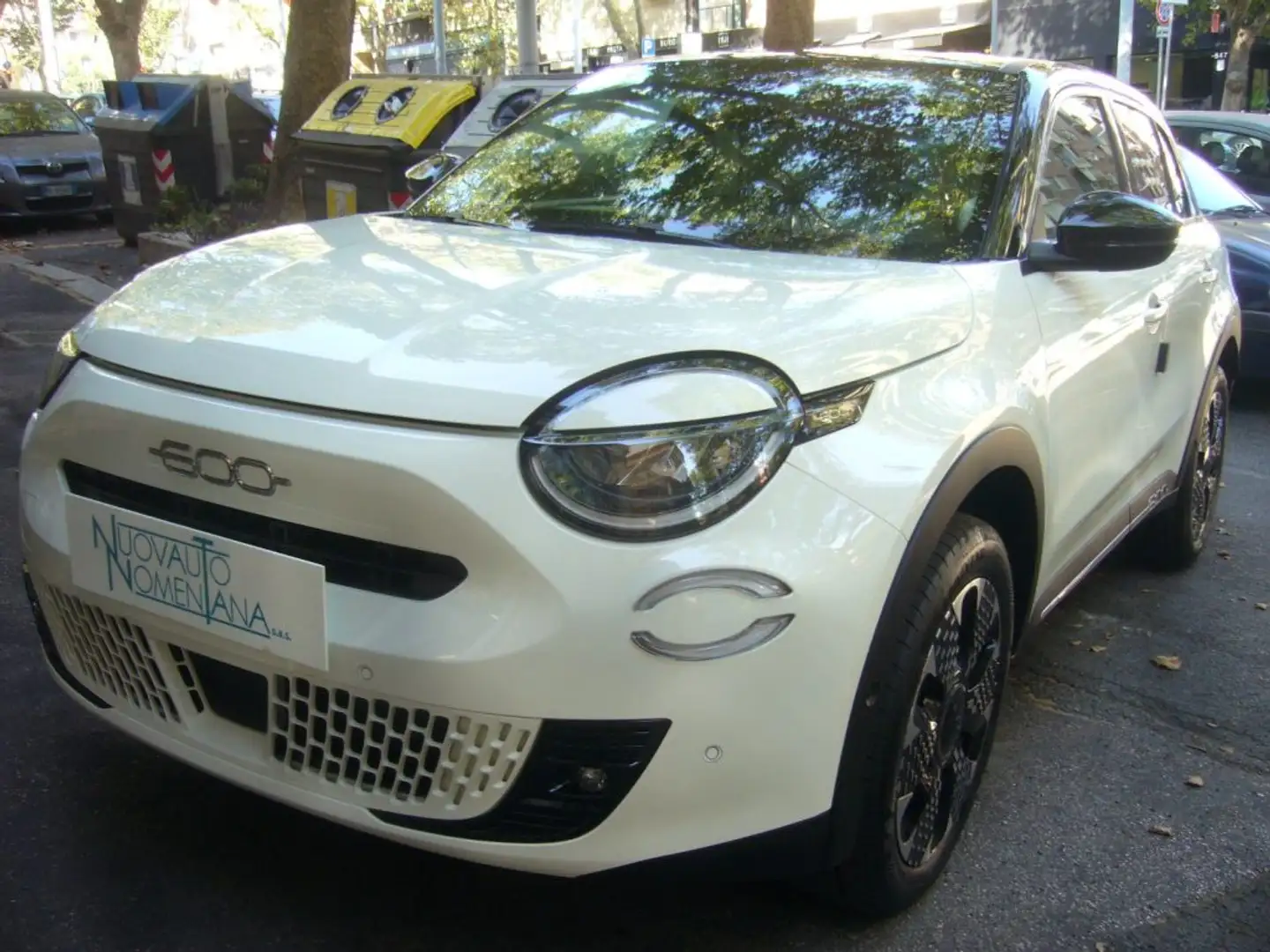 Fiat 600 Hybrid 110CV DCT6 MHEV La Prima NAVI / TELECAMERA Bianco - 1