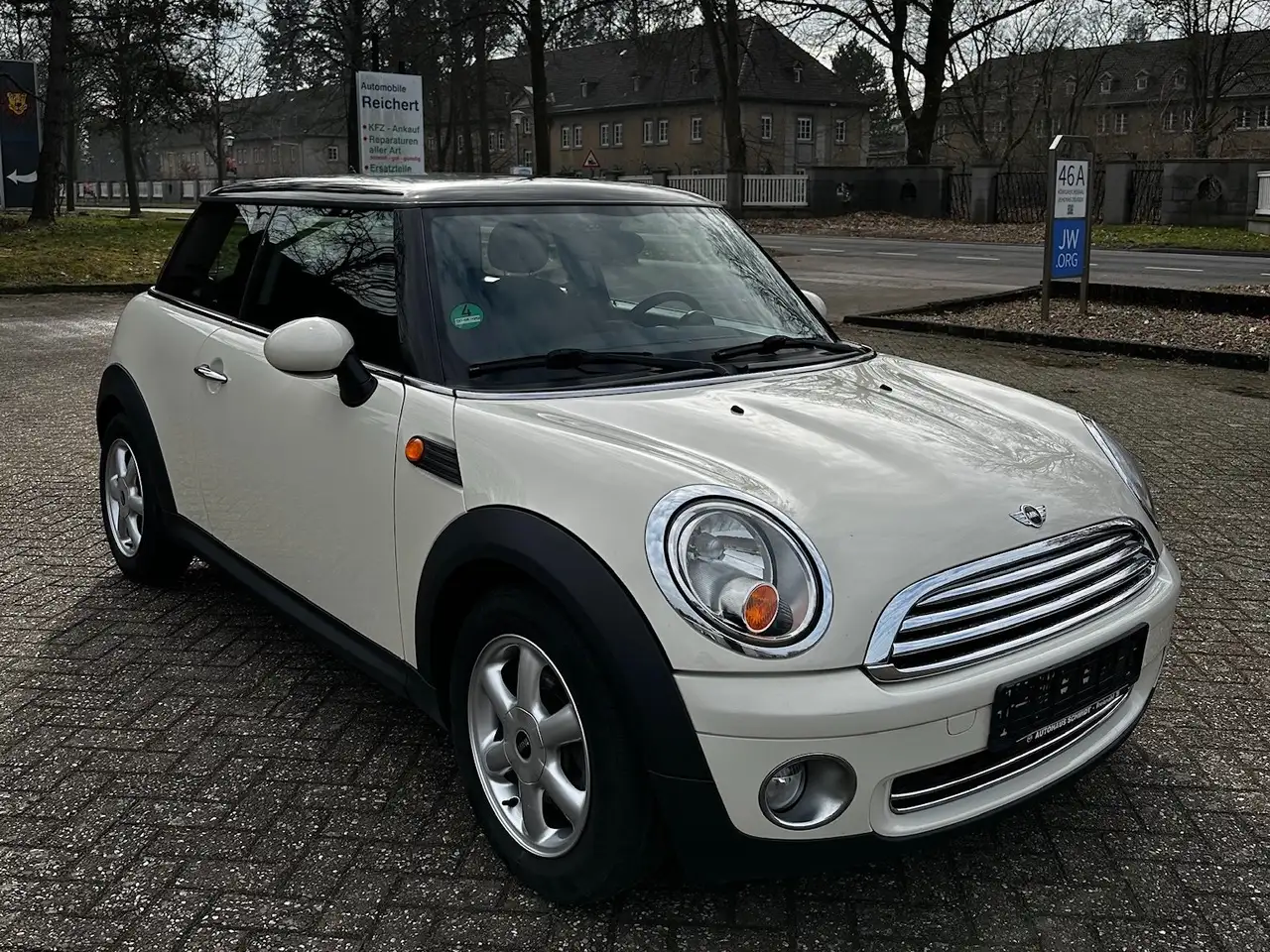 MINI One