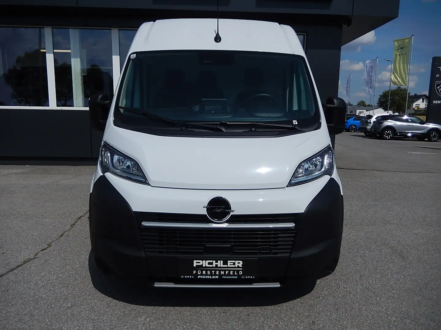 Opel Movano L2H2 2.2 BlueHDi 140 S&S 3.3t Weiß - 2