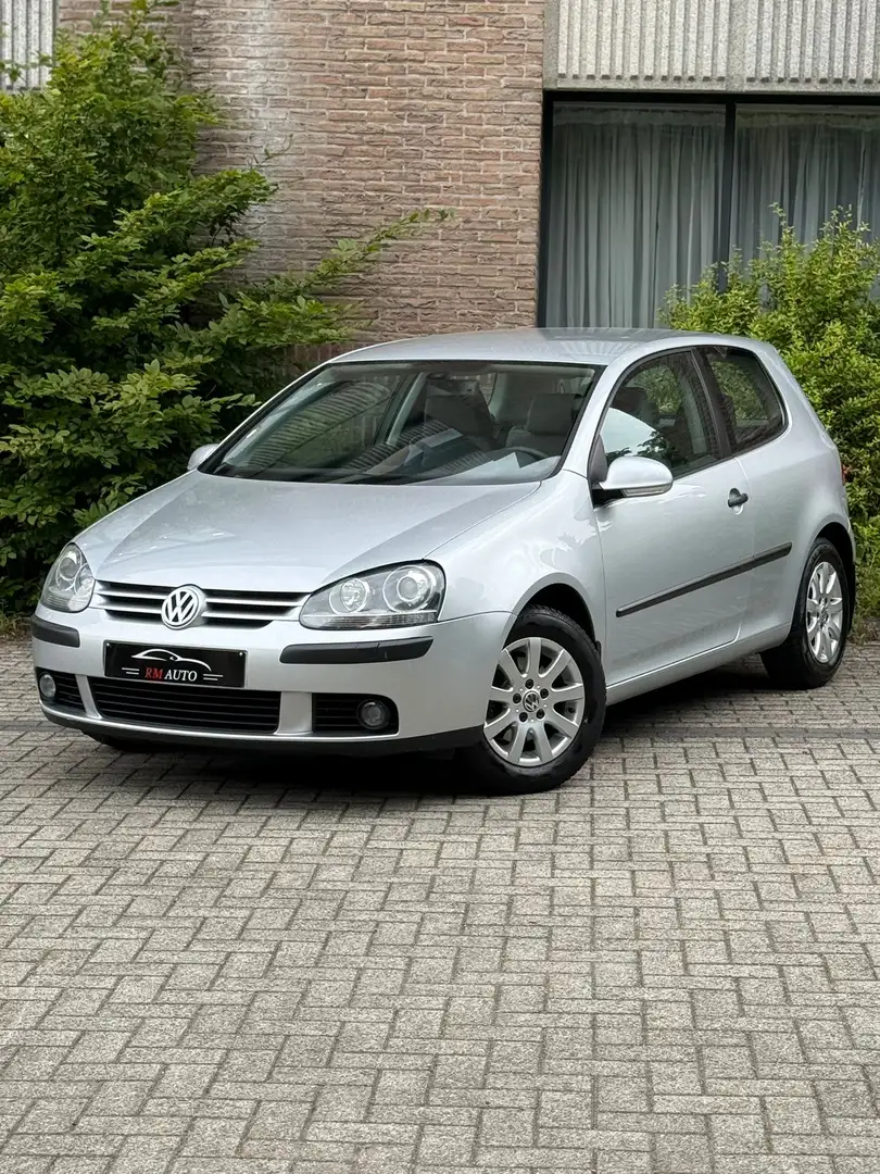 Volkswagen Golf VW Golf 5 1.6 FSI Essence Automatique CarPlay Zilver - 1
