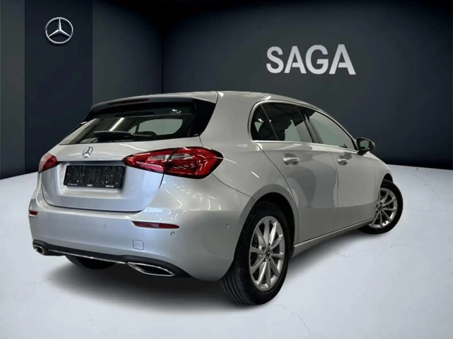 Mercedes-Benz A 180 Progressive Gris - 2