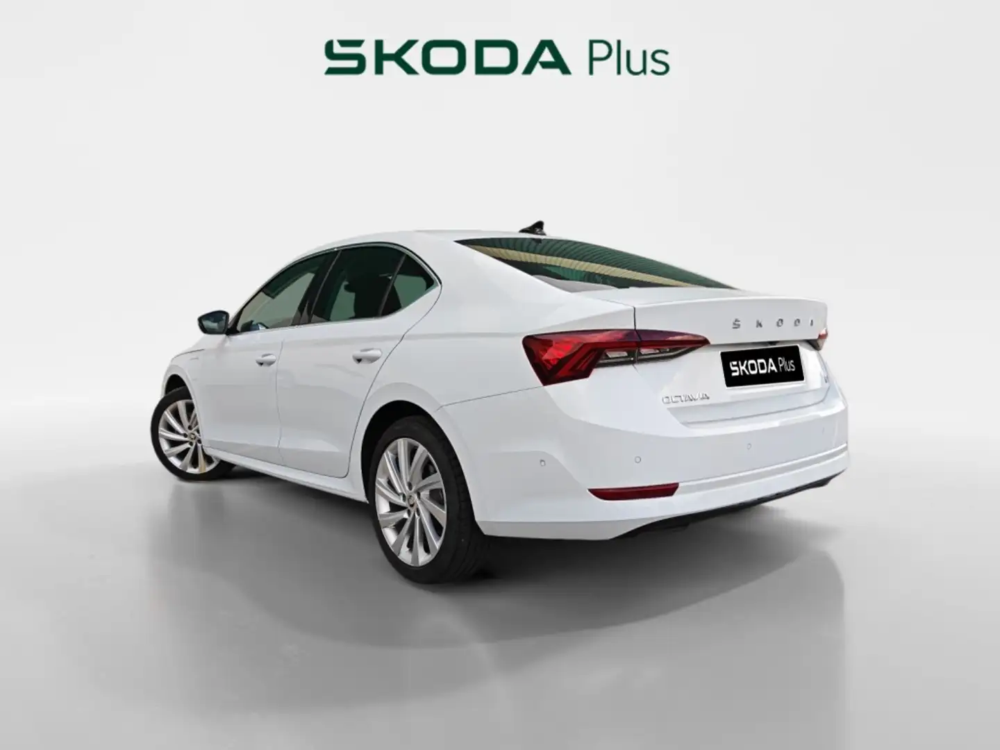 Skoda Octavia BERLINA CON PORTON 1.4 TSI PHEV STYLE 150KW DSG 20 Bianco - 2
