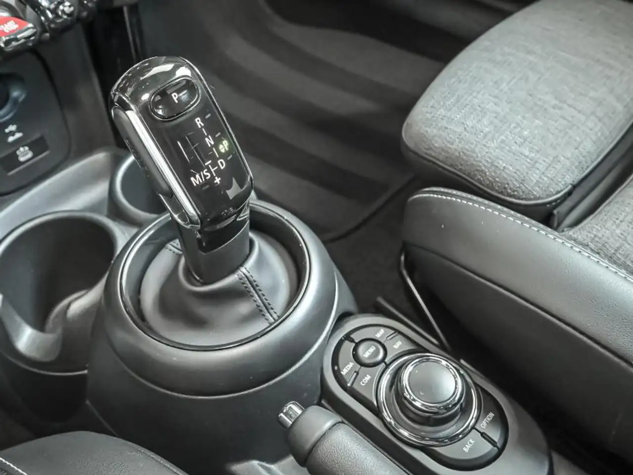 MINI Cooper Navi-Automaat-Zetelverwarming-PDC-LED-DAB, миниатюра 11