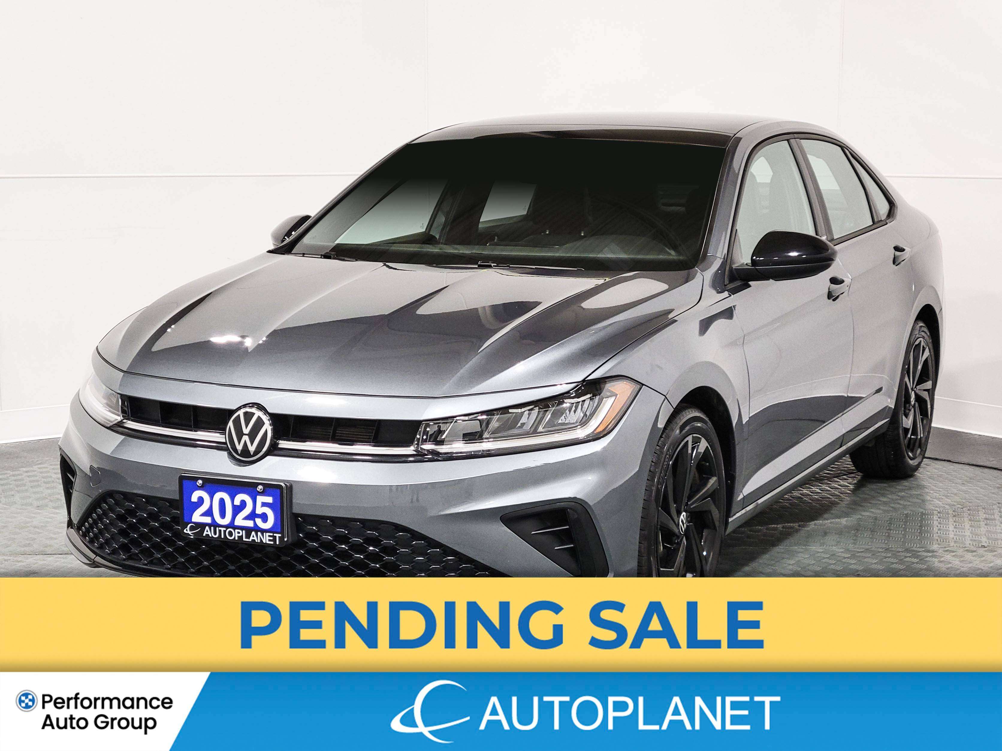 2025 Volkswagen Jetta Comfortline, Sunroof, Back Up Cam, Bluetooth!