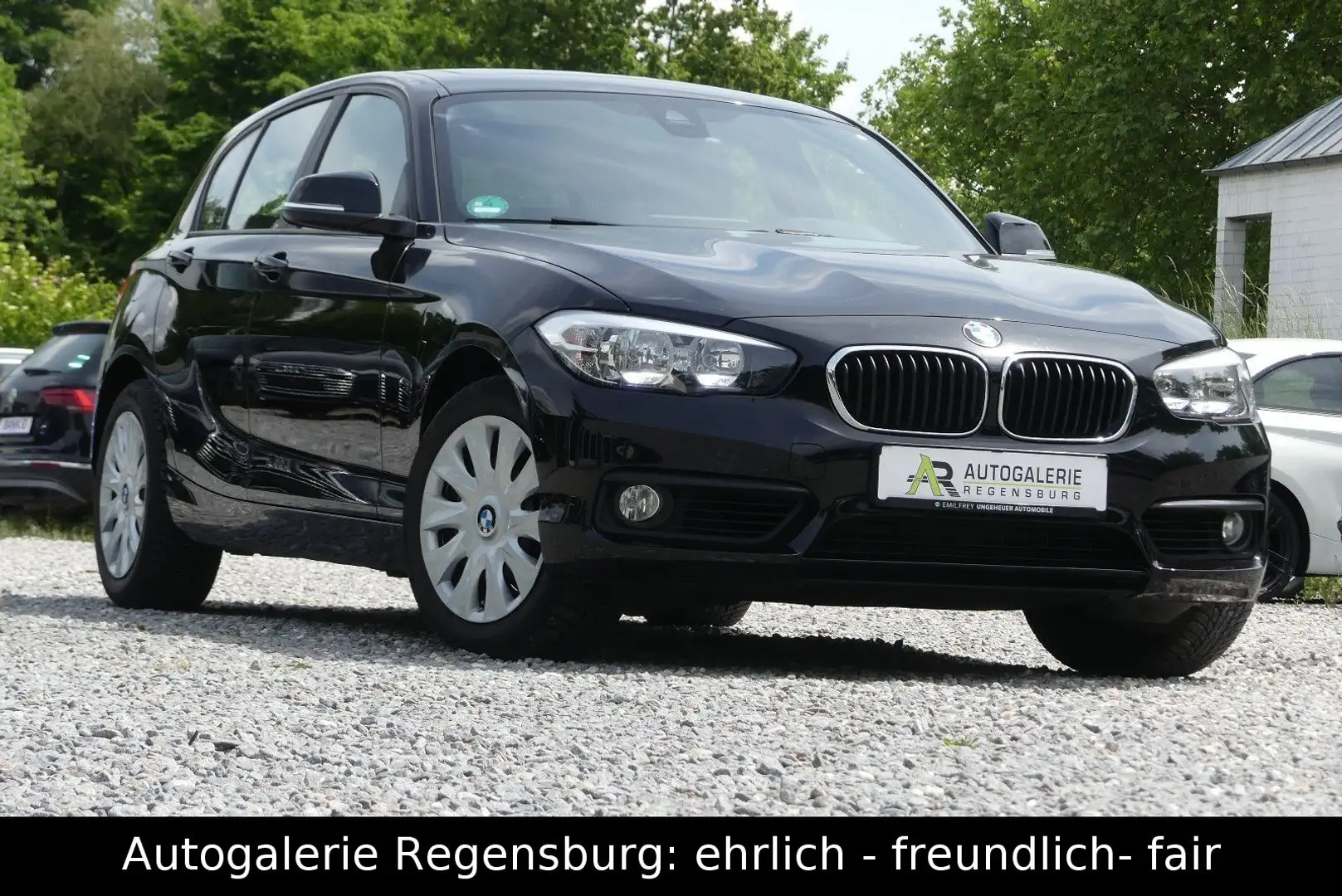 BMW 118 d  Advantage *NAVI GROß*PANO*PDC*TEMPOMAT* Schwarz - 2