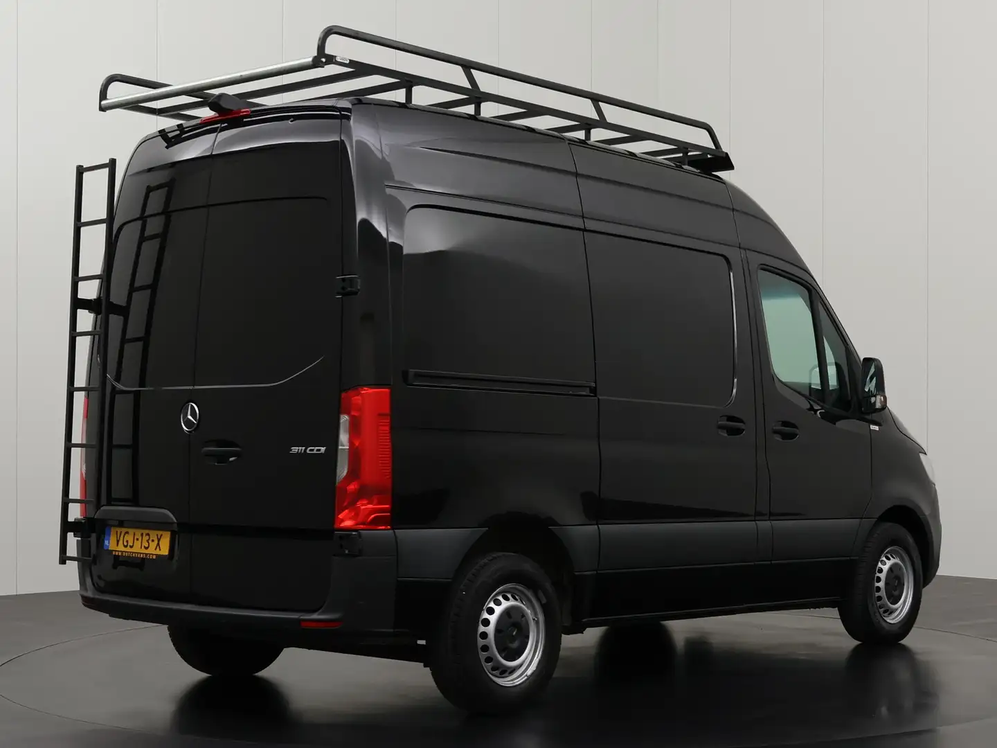 Mercedes-Benz Sprinter 311CDI 7G-Tronic Automaat L1H2 | Imperiaal | Navig Zwart - 2