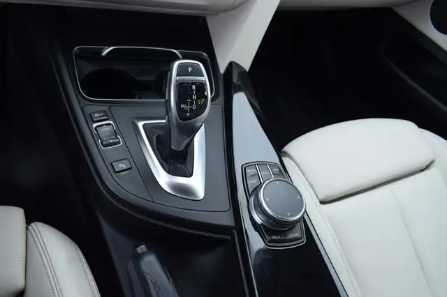 BMW 4 Series view 6