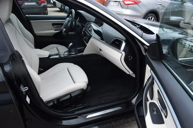 BMW 4 Series view 10