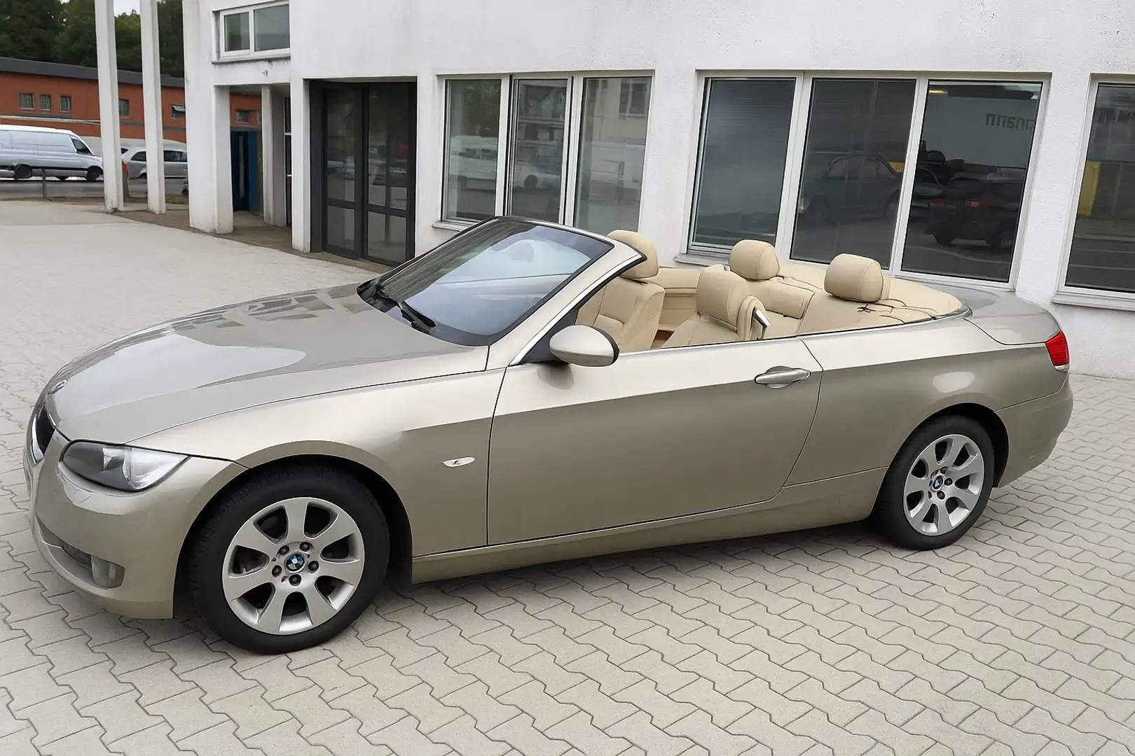 BMW 330 BMW 330d Cabrio Motorschaden - 1