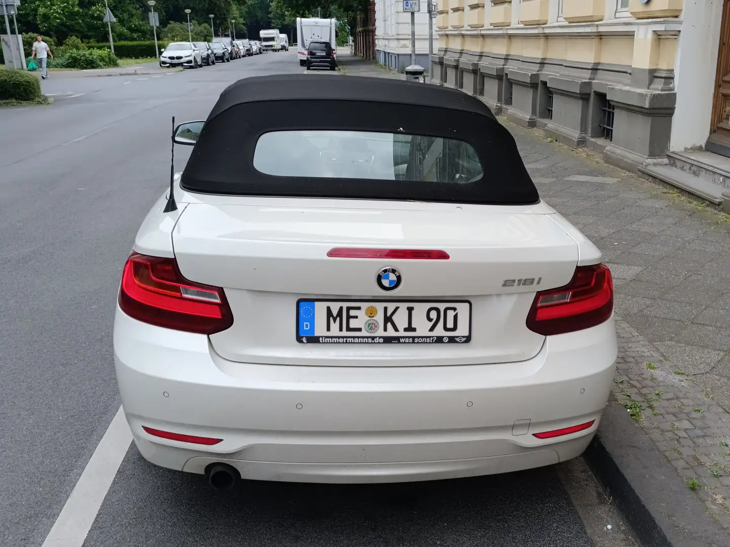 BMW 218 2er Cabrio 218i Cabrio Weiß - 2