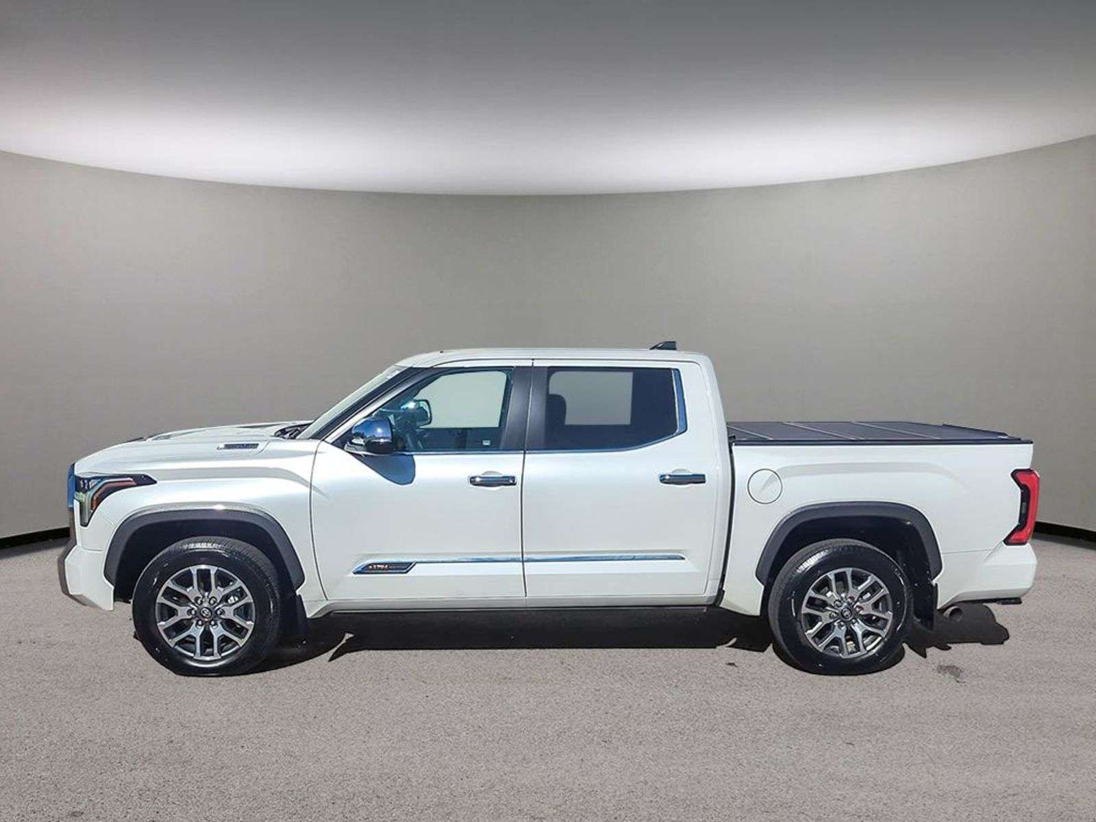 2026 Toyota Tundra HYBRID 1794 4X4; DEMO SPECIAL!!HUD, JBL, LEATHER, — снимка 1