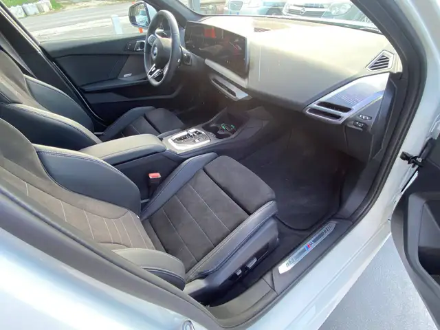 BMW M view 11