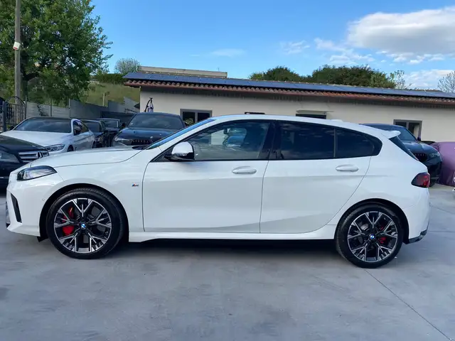 BMW M view 10