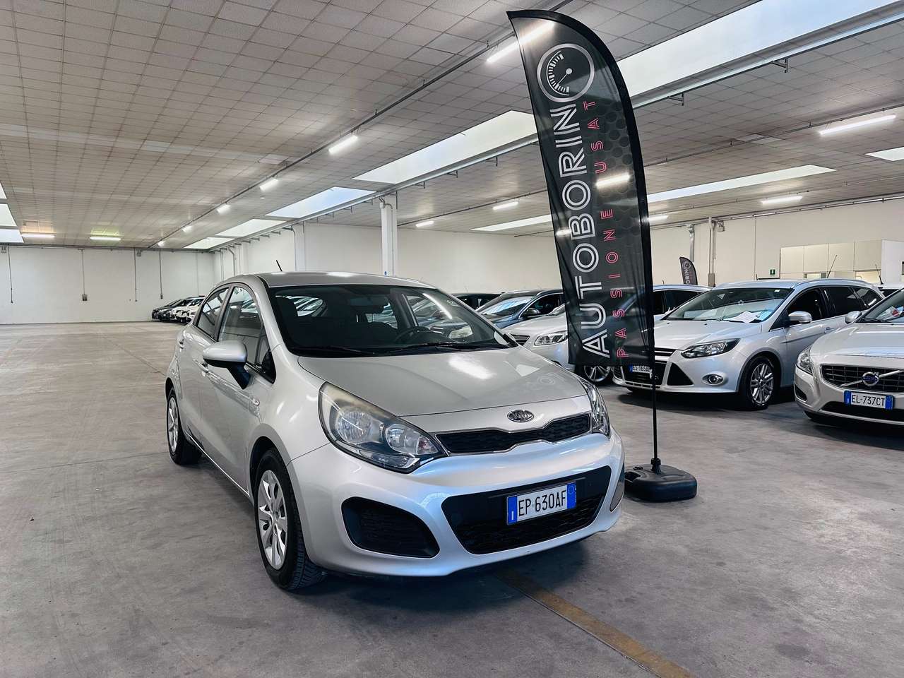 Kia Rio Rio III 2011 5p 1.1 crdi EX