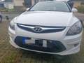 Hyundai i30 i30 Diesel 1.6 CRDi EU-Reimport 2011 Weiß - thumbnail 2